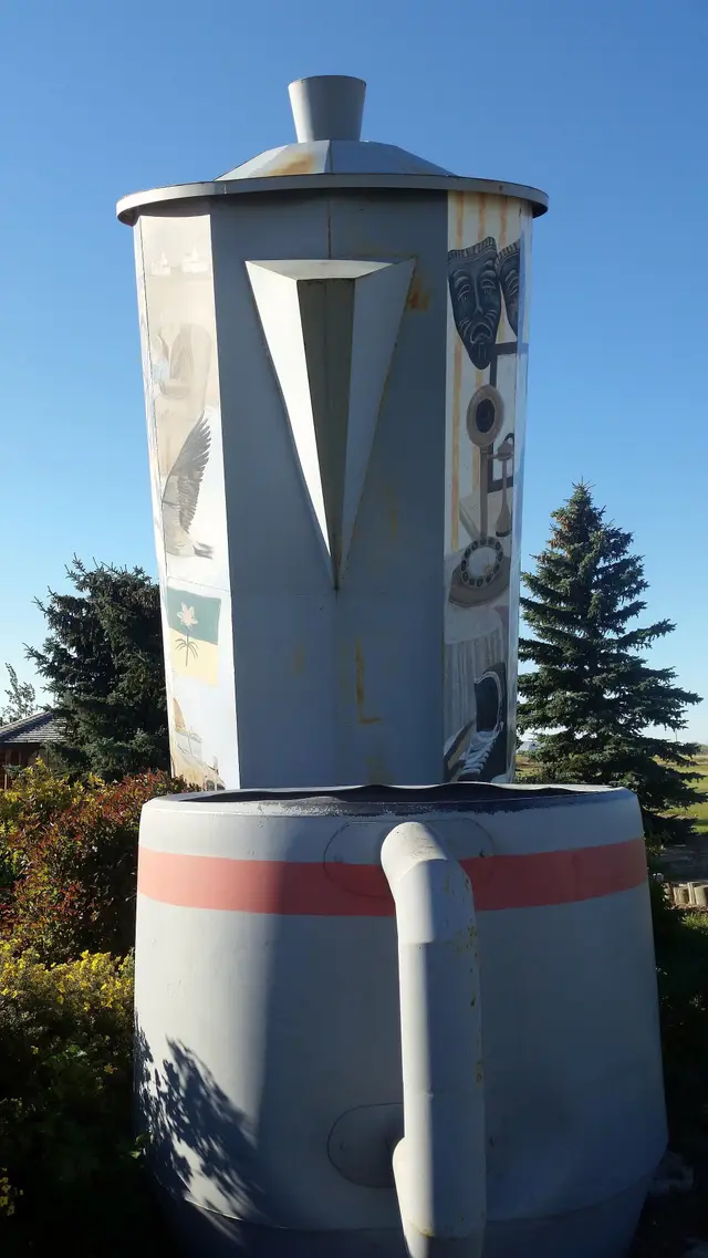 Giant coffee pot and cup monument
